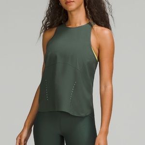 Lululemon swift ventilated top in smoked spruce -size 4